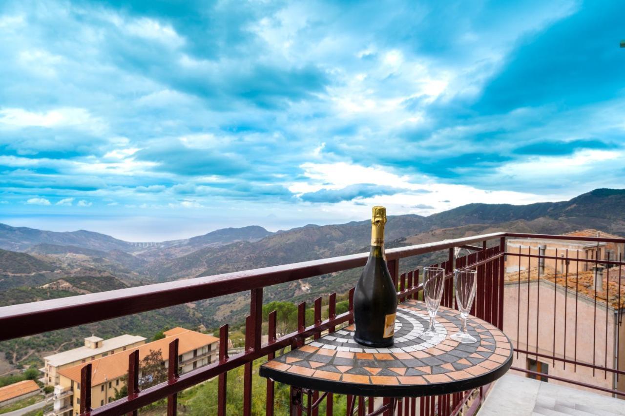 Casa Vacanze Dell'Angelo San Mauro Castelverde Εξωτερικό φωτογραφία