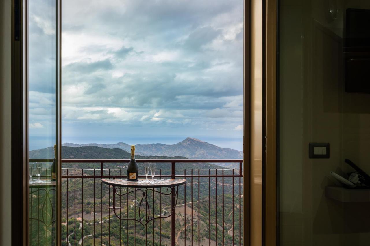 Casa Vacanze Dell'Angelo San Mauro Castelverde Εξωτερικό φωτογραφία