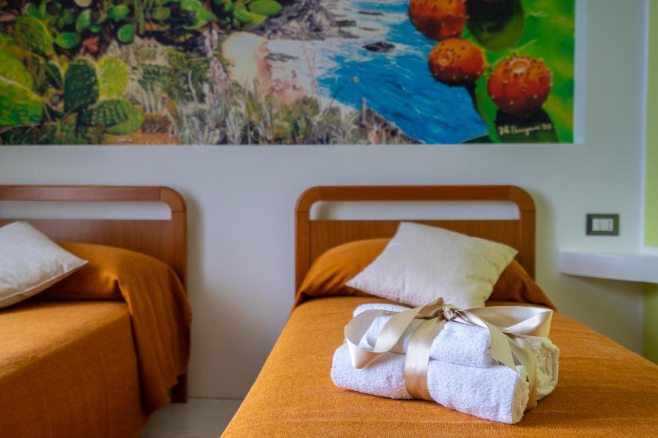 Casa Vacanze Dell'Angelo San Mauro Castelverde Εξωτερικό φωτογραφία